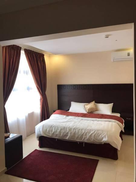 In Taibah Aparthotel Medina ภายนอก รูปภาพ
