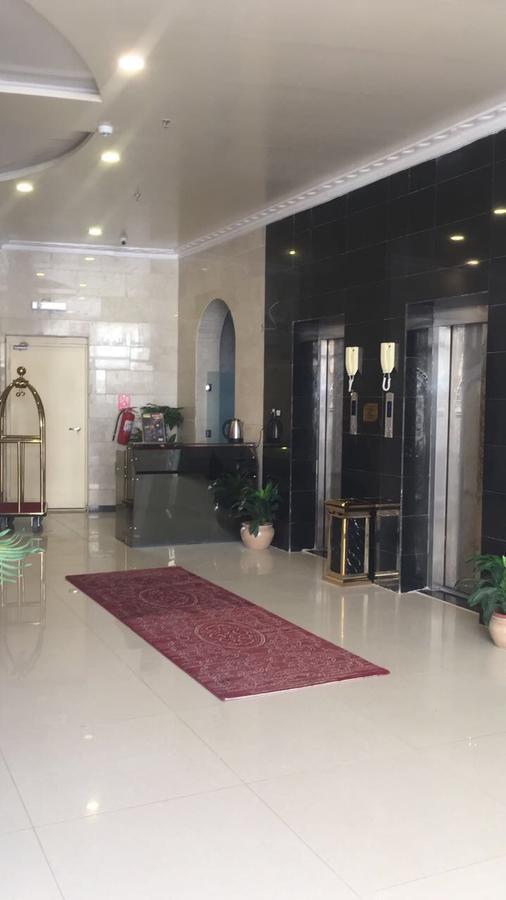 In Taibah Aparthotel Medina ภายนอก รูปภาพ